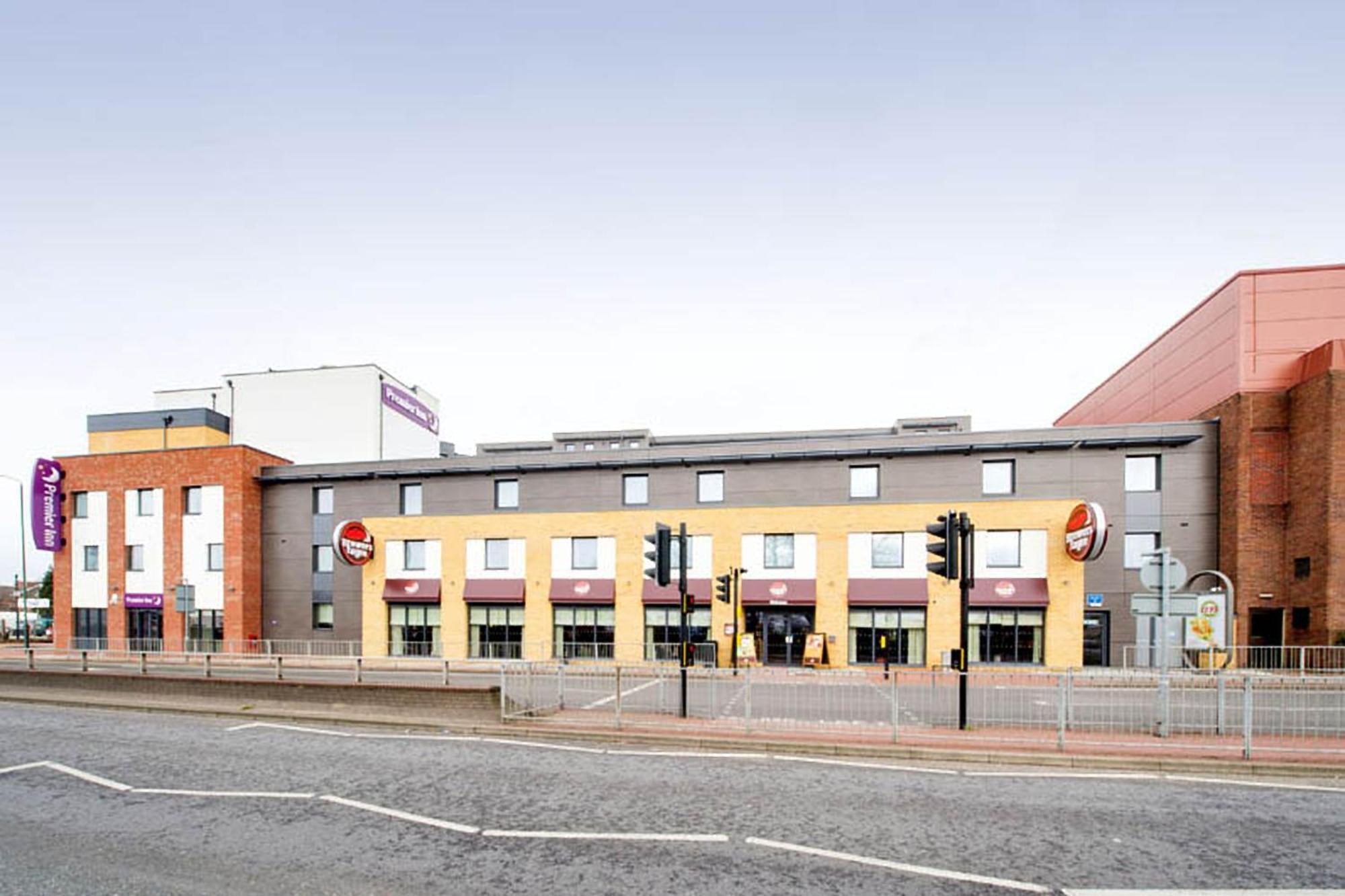 Premier Inn London เบกซ์ลีย์ฮีธ ภายนอก รูปภาพ